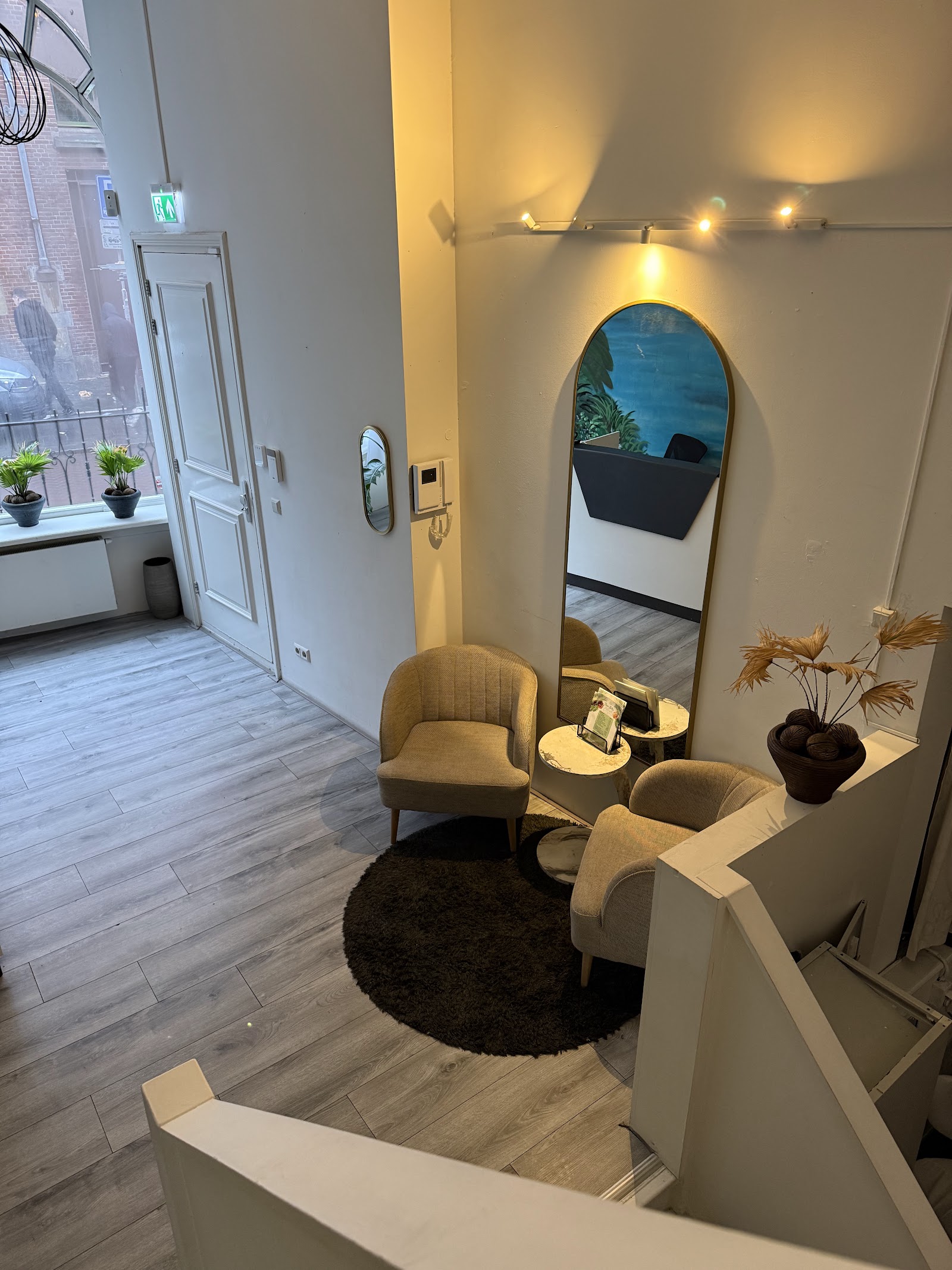 Wellness & Beauty S salon